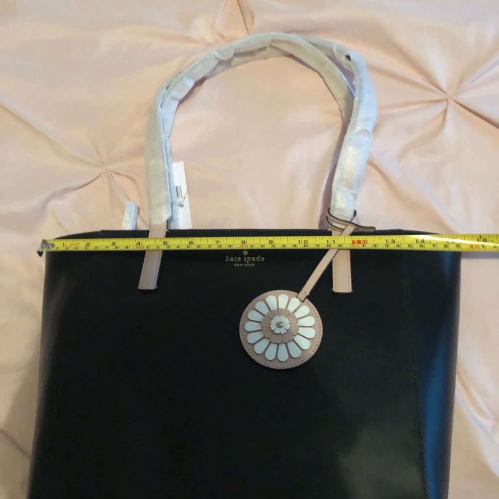 ♠️ Kate Spade Tote - Picture 6 of 7